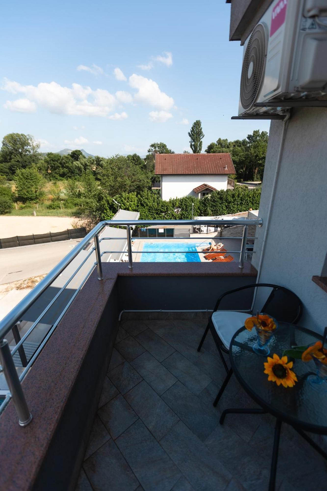 Adria Centar Kocusa Ljubuški Exterior foto